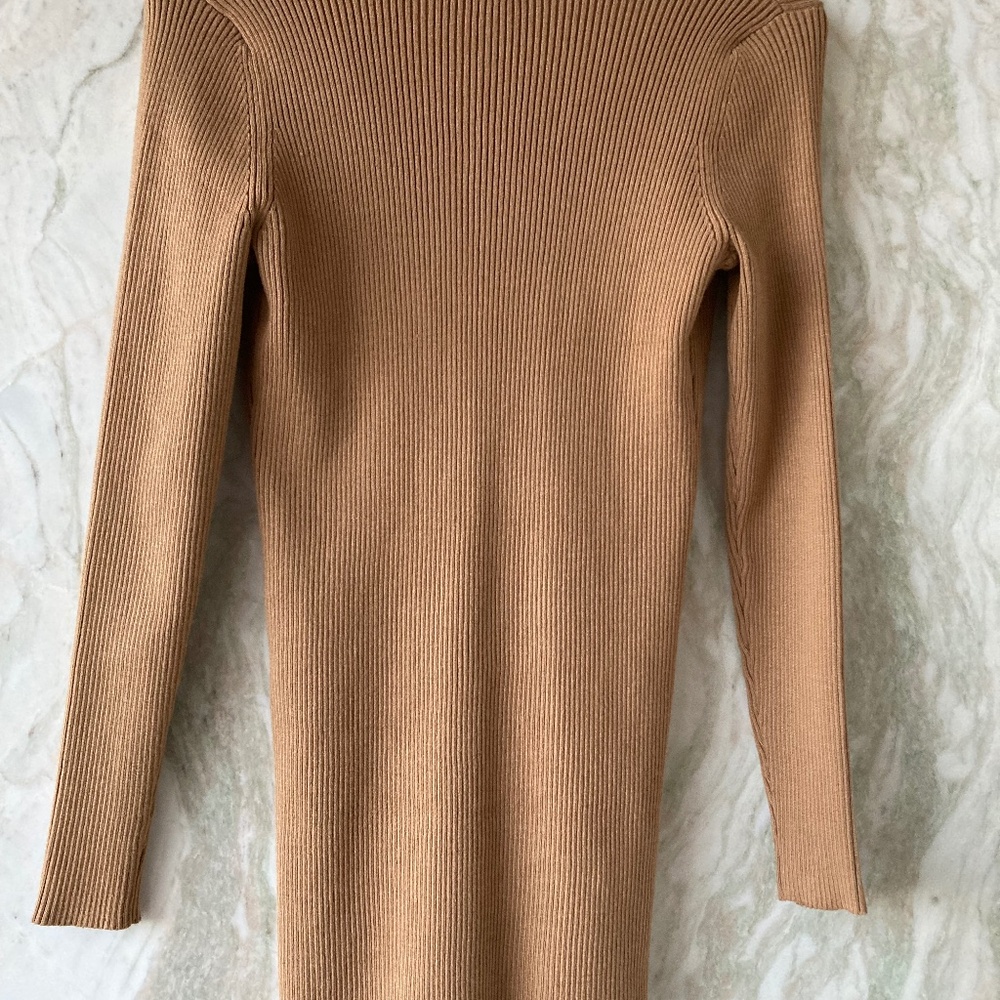 Sweater - Picture 6 of 8